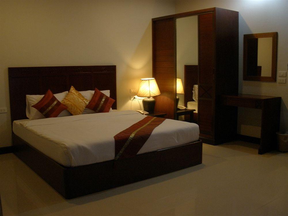 C.A.P Mansion Apartment Phuket Екстериор снимка