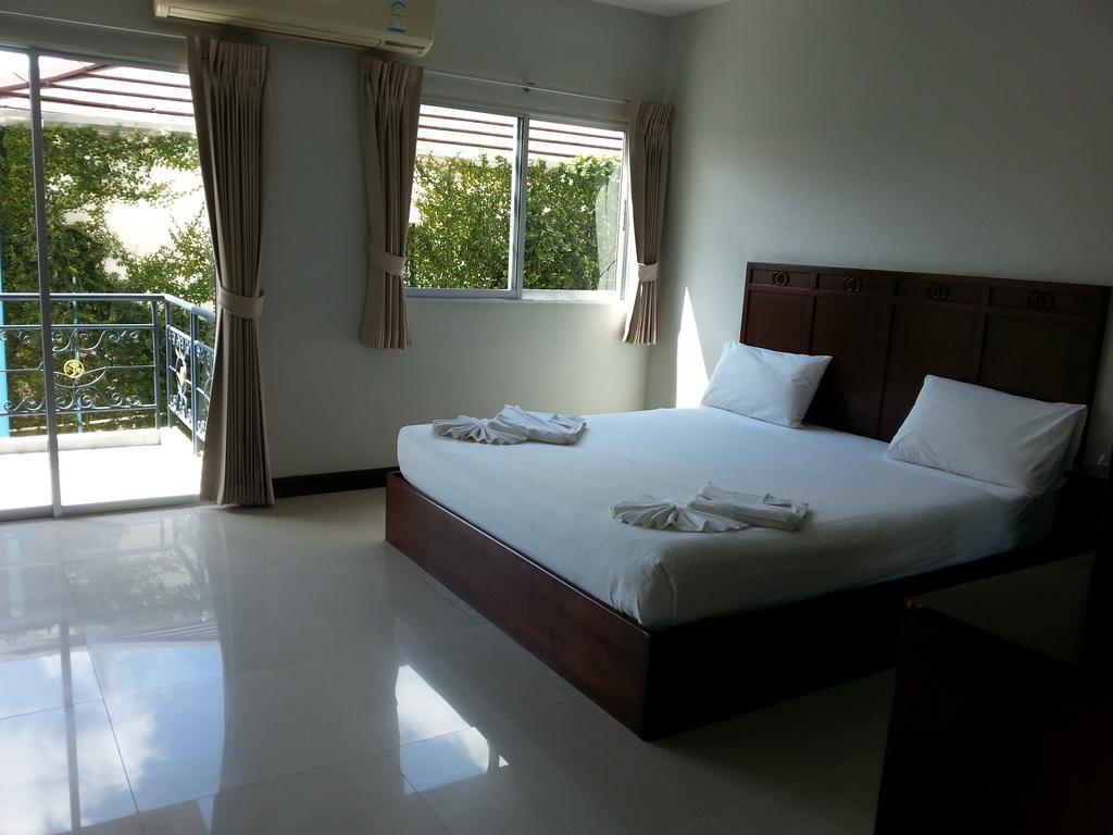 C.A.P Mansion Apartment Phuket Екстериор снимка